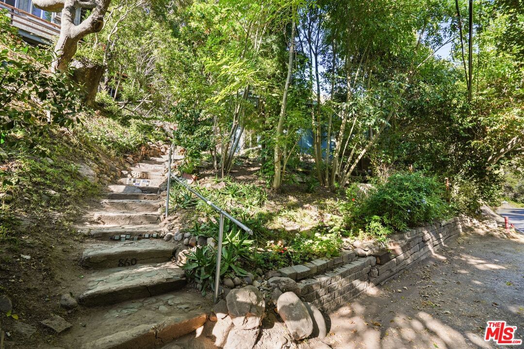 Old Topanga Canyon photo 75