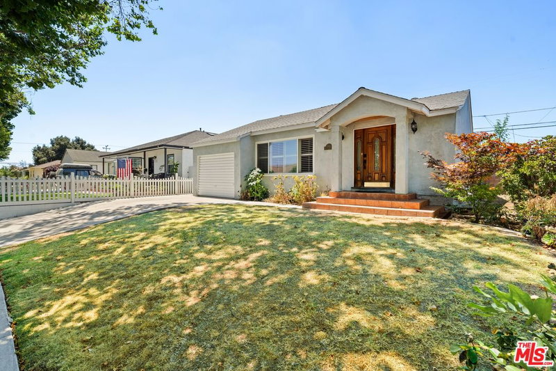 5629 Graywood Ave