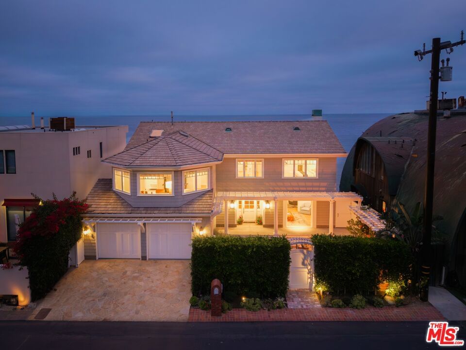 Malibu Cove Colony photo 1