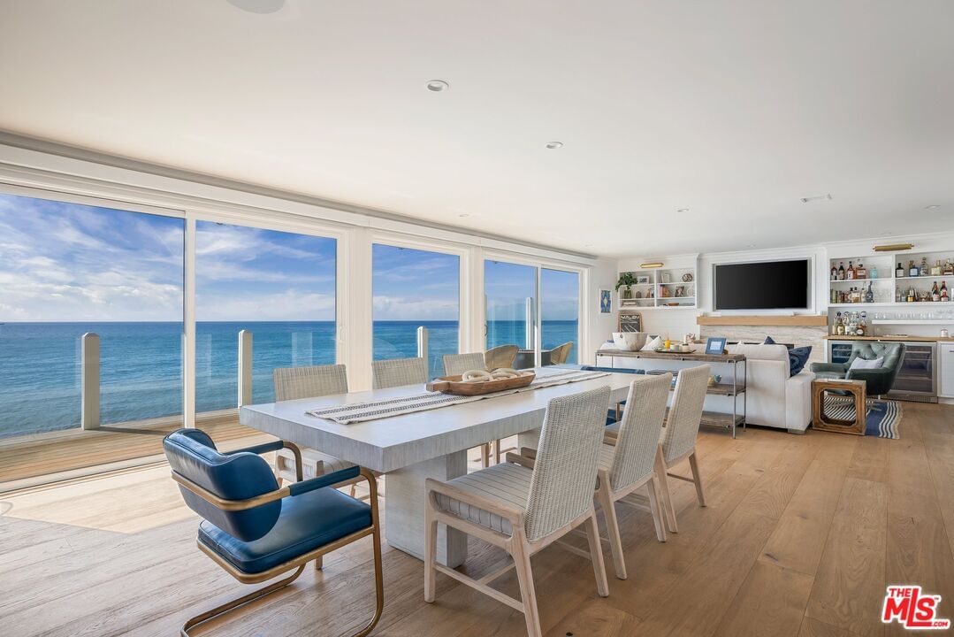 Malibu Cove Colony photo 10