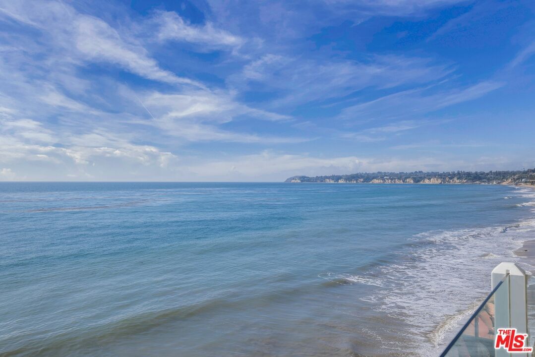 Malibu Cove Colony photo 21
