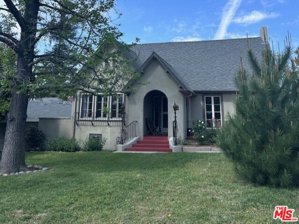 143 Lincoln Pl