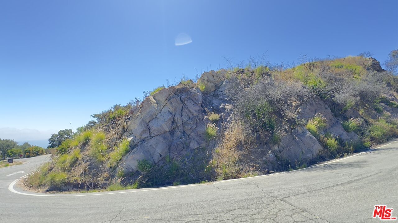 Tuna Canyon photo 27