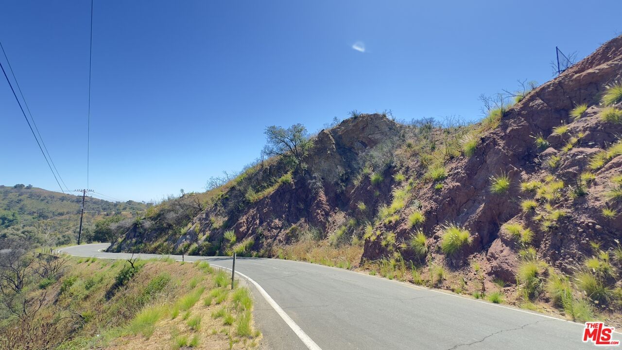 Tuna Canyon photo 28