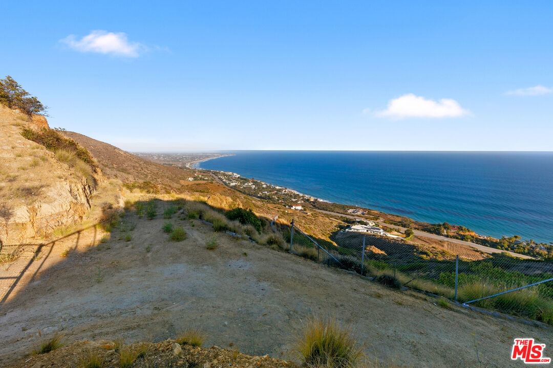Encinal Canyon photo 13