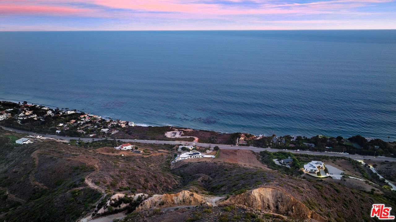 Encinal Canyon photo 25