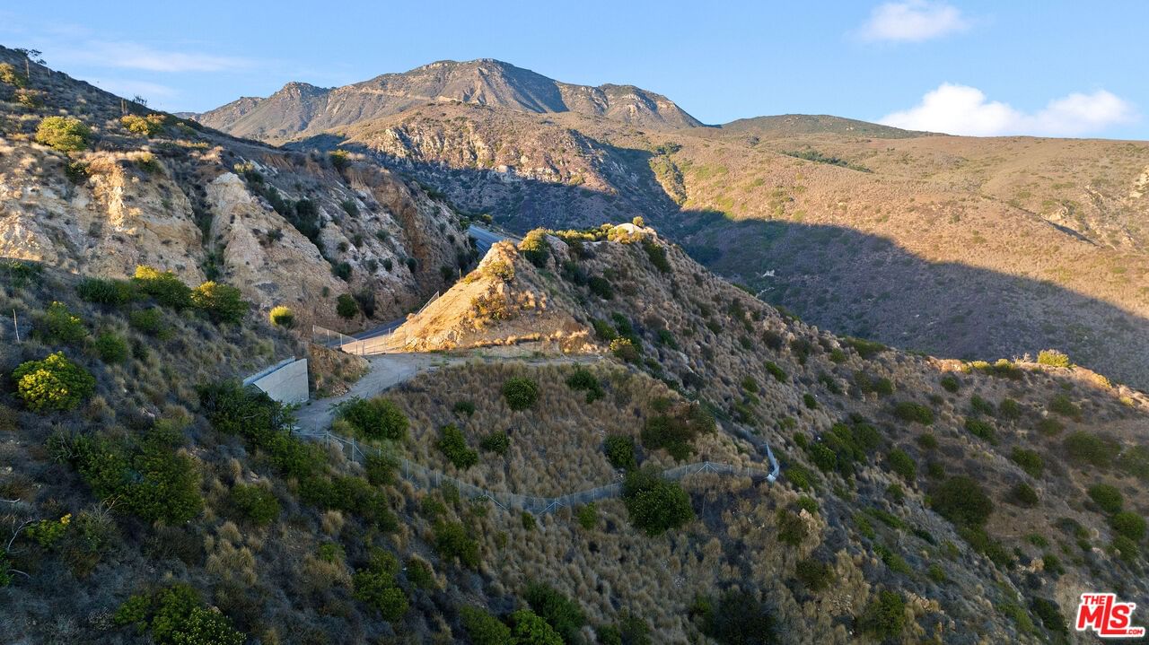Encinal Canyon photo 28