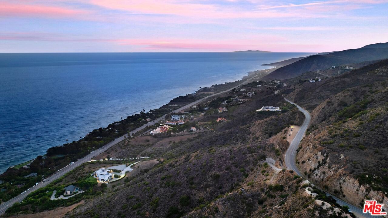 Encinal Canyon photo 8