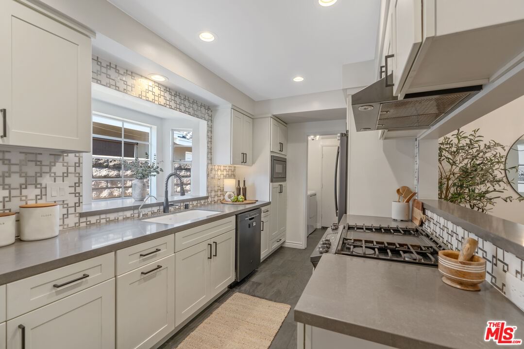 Sunnybrae photo 14