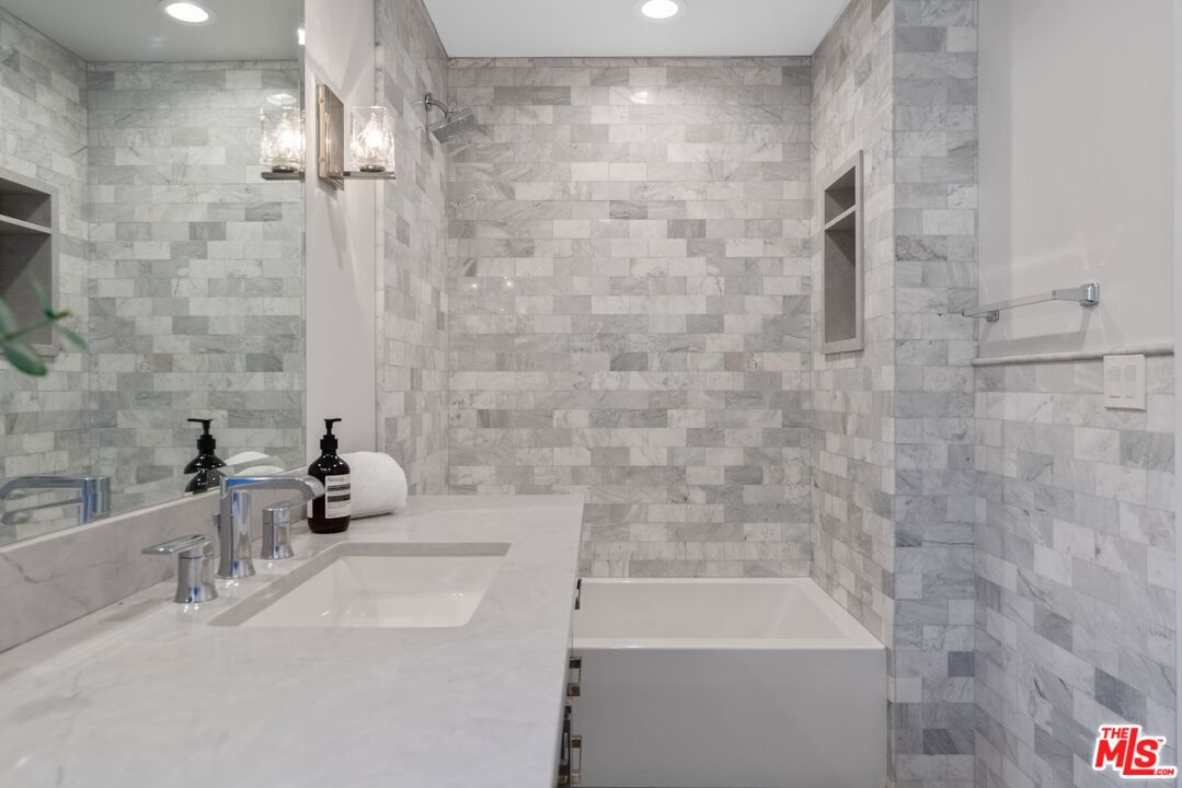 Sunnybrae photo 24