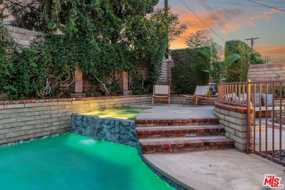 Sunnybrae photo 31