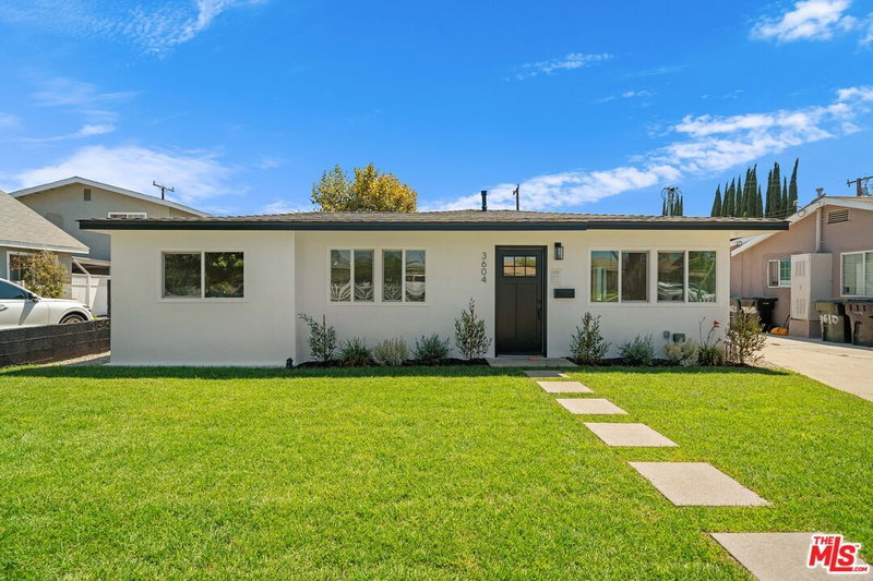 3604 Valencia Dr