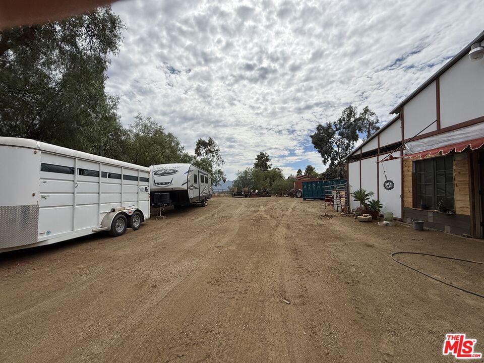 Hanawalt photo 19