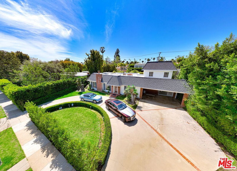 525 Rexford Dr