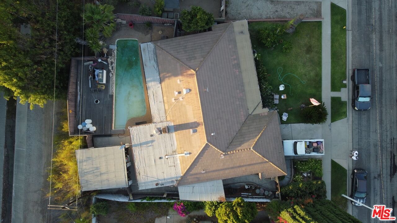 Fullerton photo 12