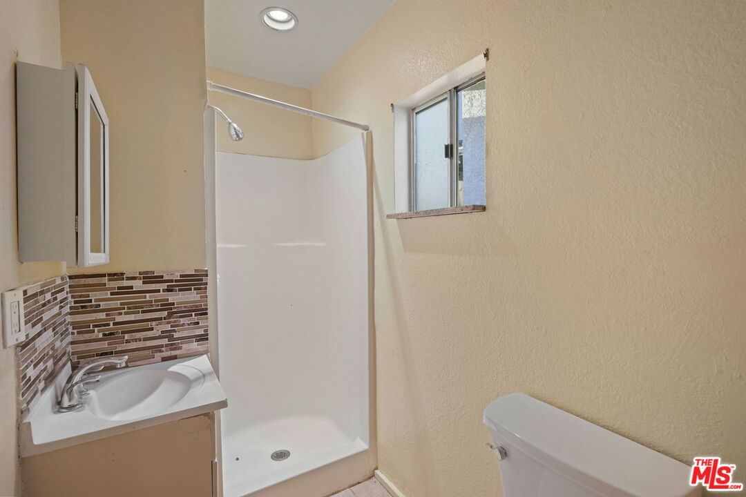 Belden photo 20
