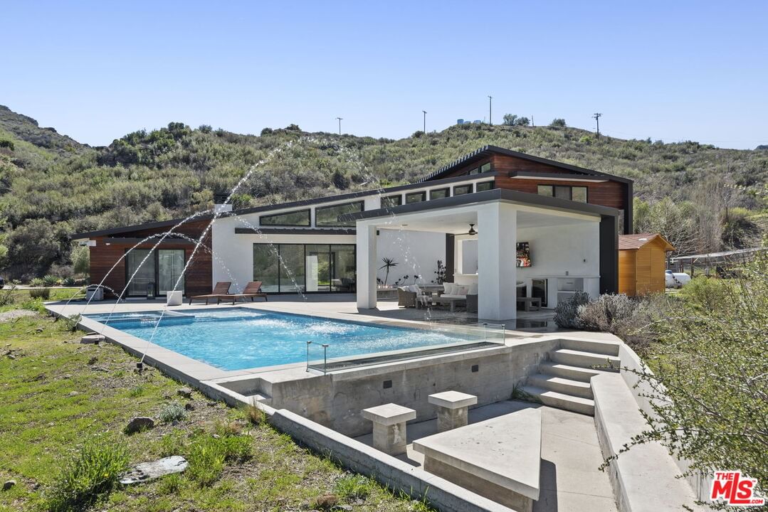 Lobo Canyon photo 16