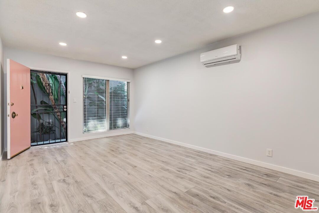Sierra Bonita photo 19