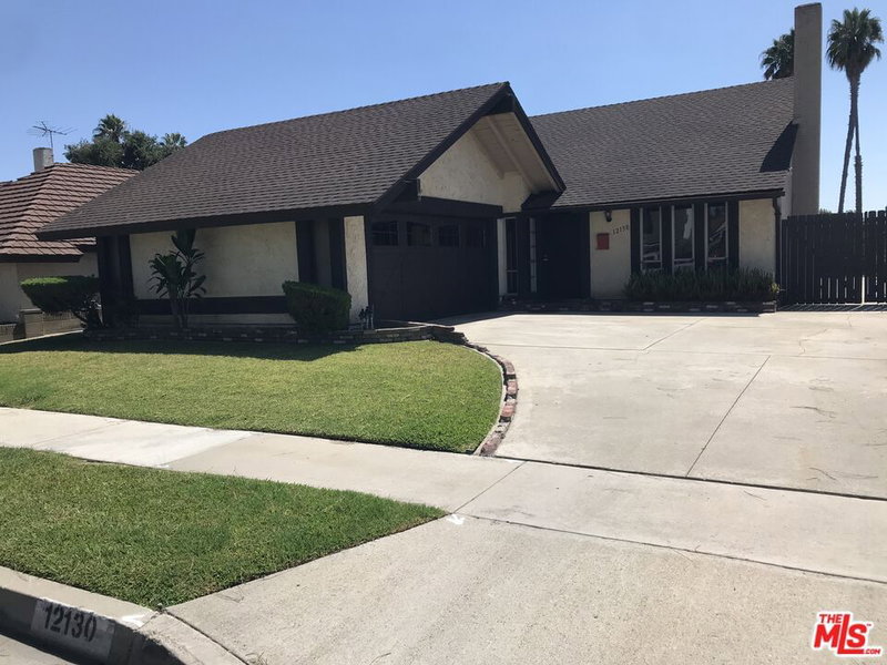 12130 Smokie Ln