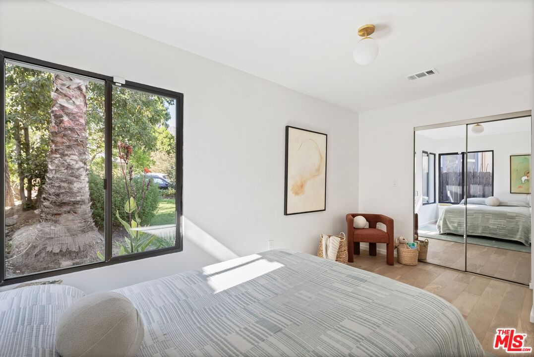 Oakwood photo 27