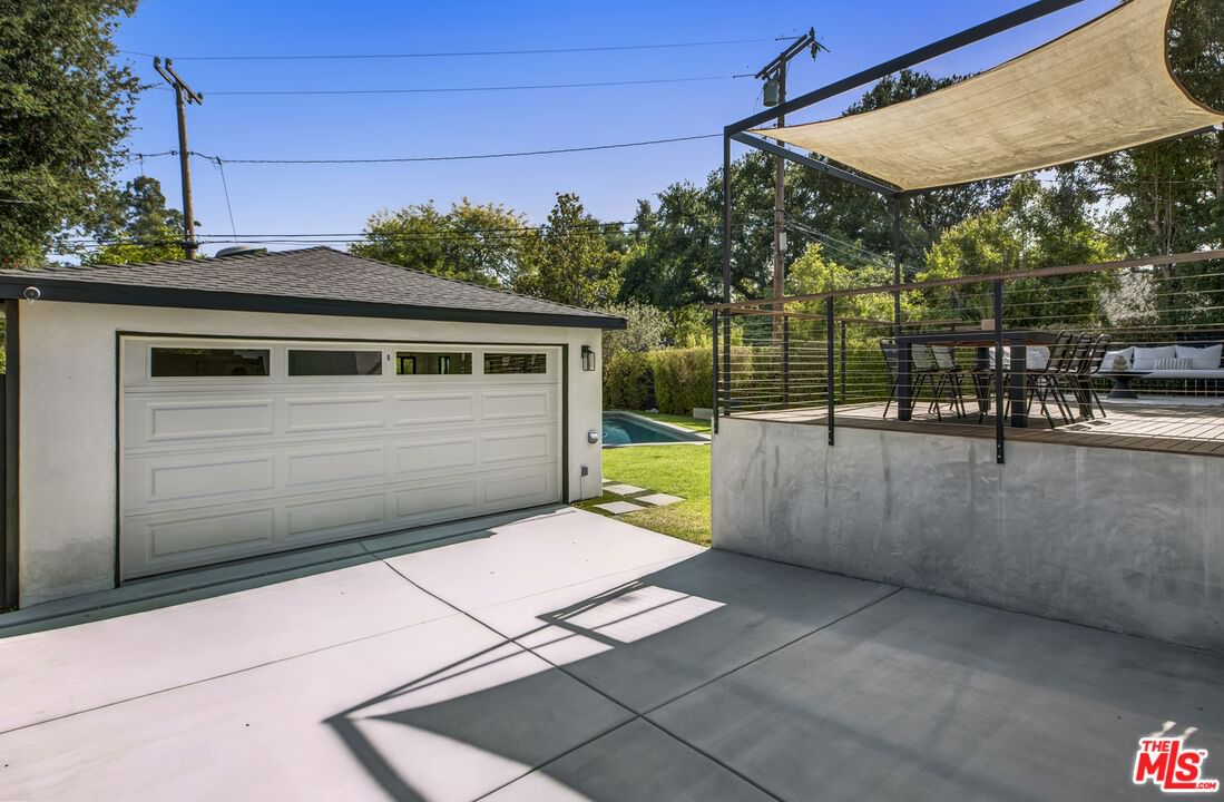 Oakwood photo 42