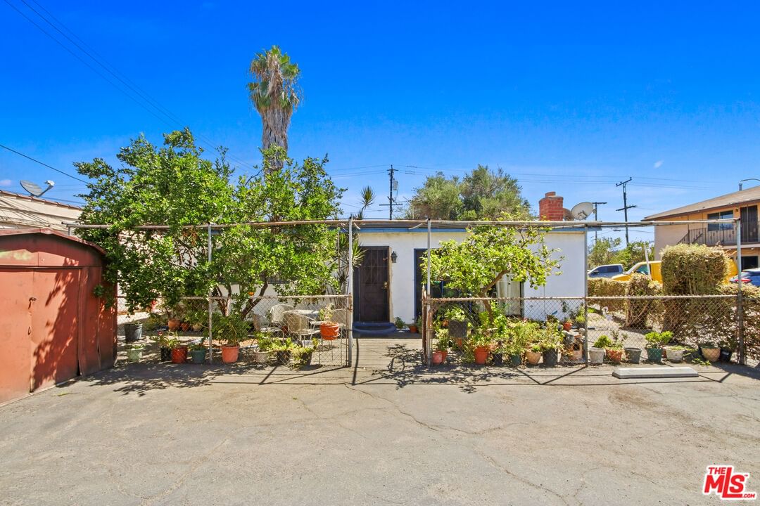 Maywood photo 10