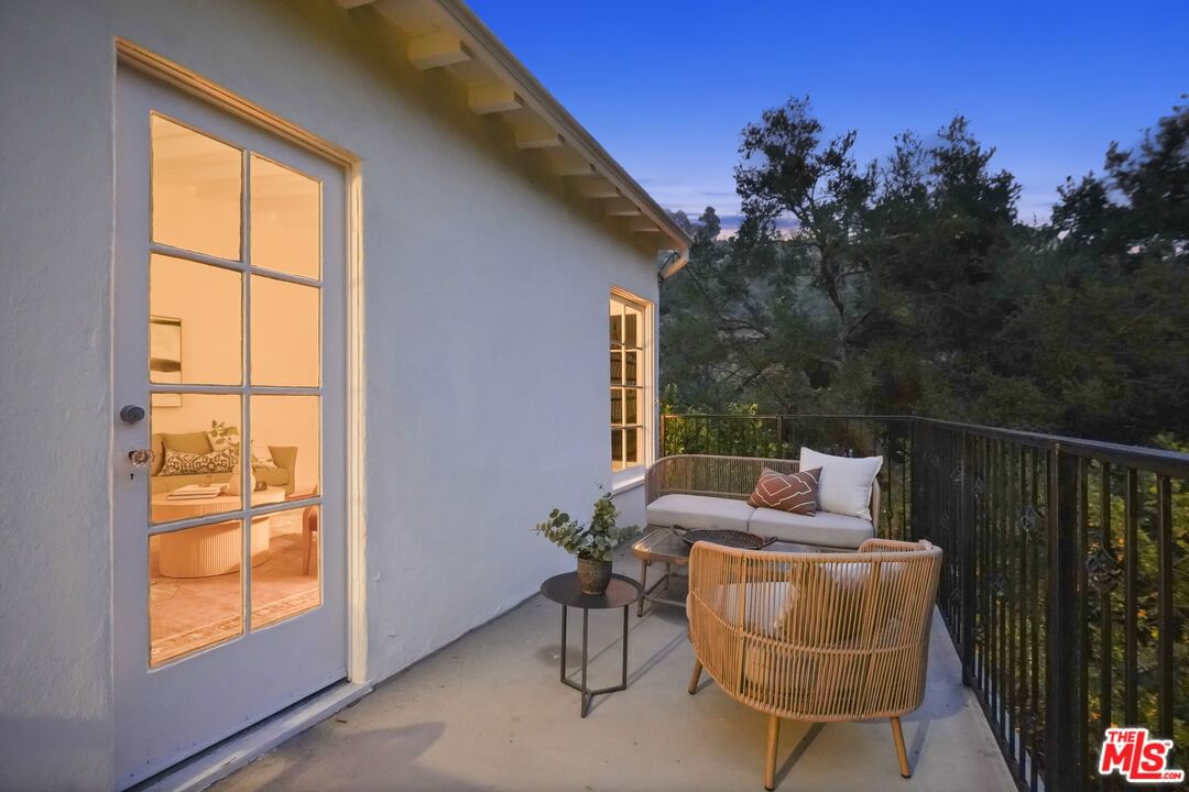 Beverly Glen photo 55