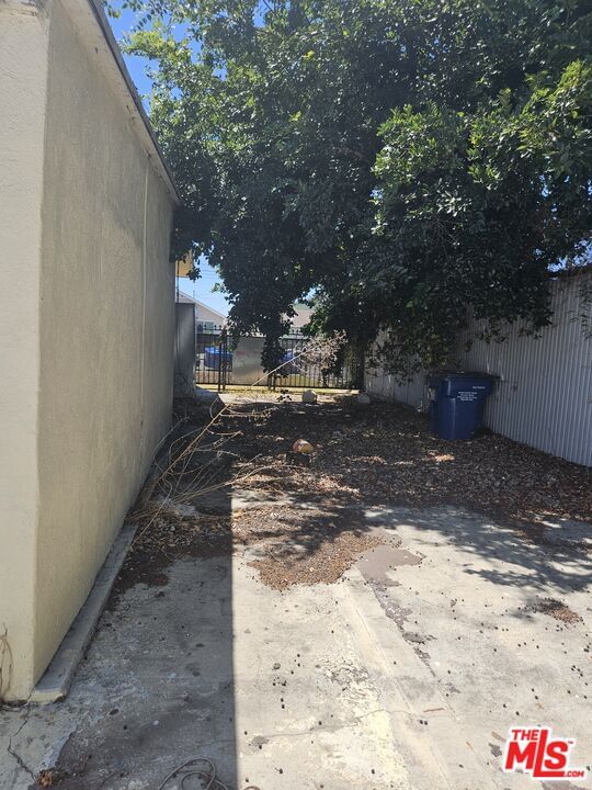 Gifford photo 8