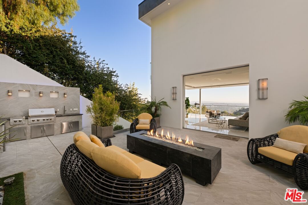 Mulholland photo 10
