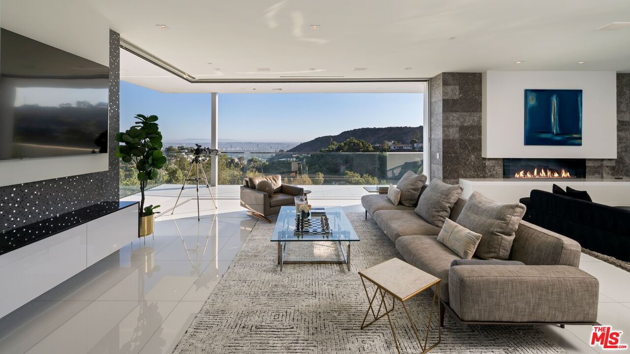 Mulholland photo 9
