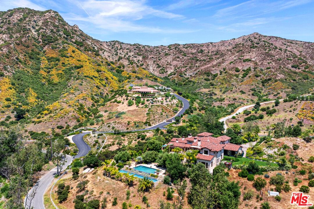 Lobo Canyon photo 32