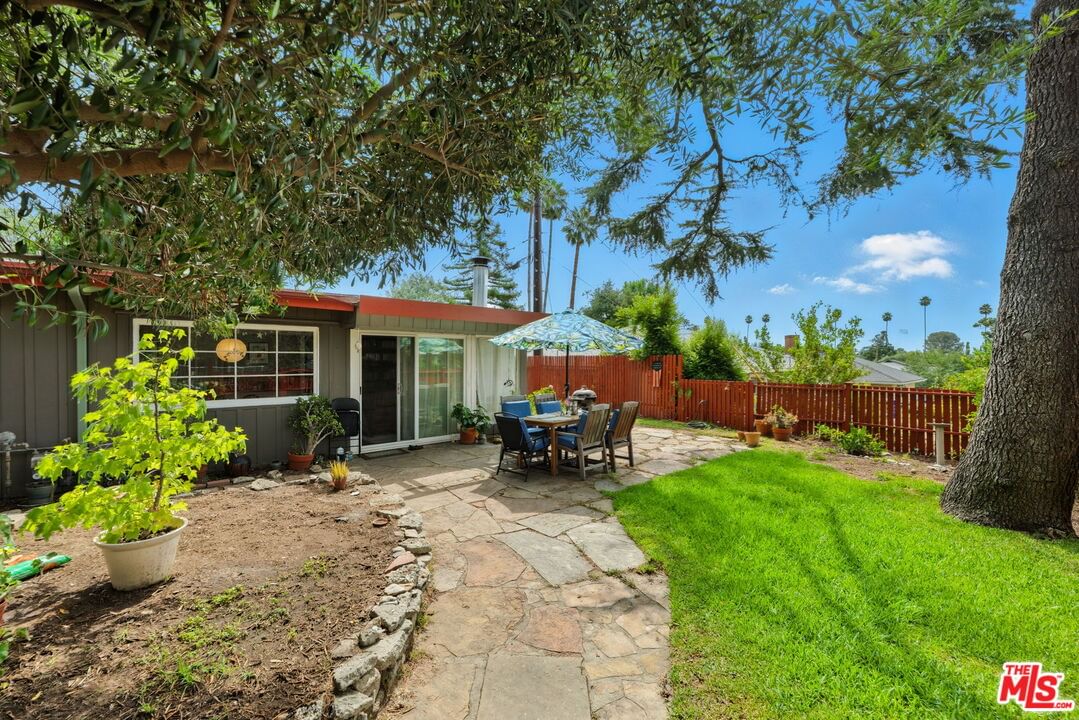 Mar Vista photo 11