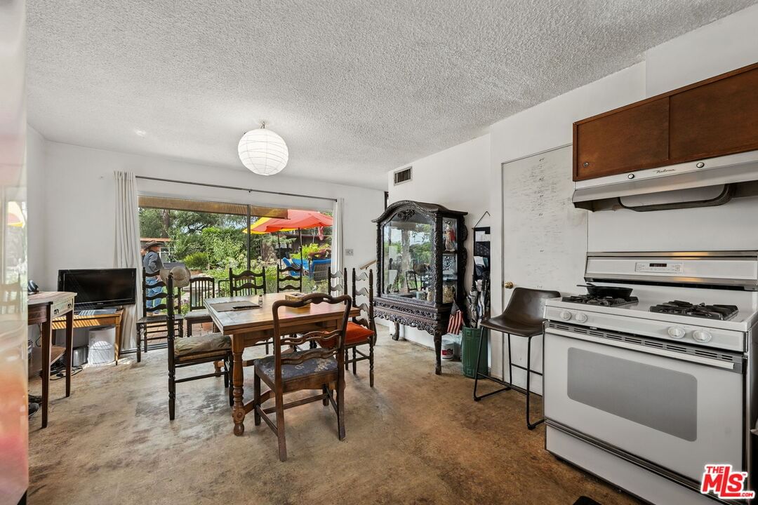 Mar Vista photo 22