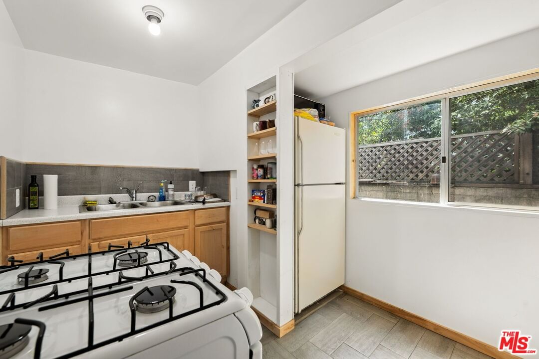 Mar Vista photo 27