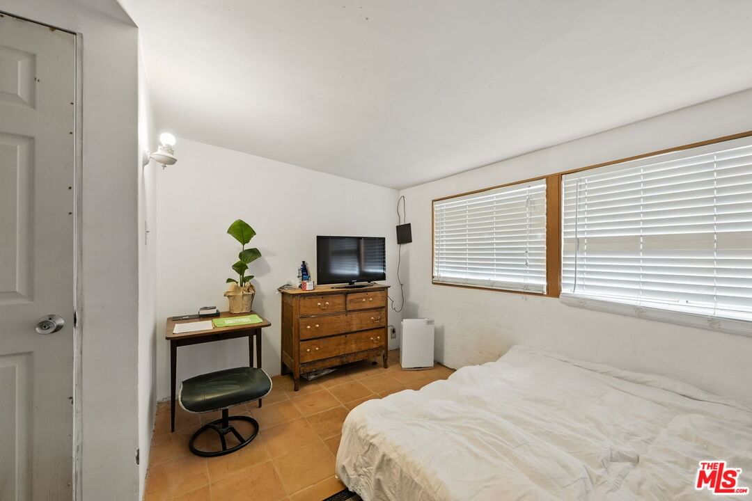 Mar Vista photo 29