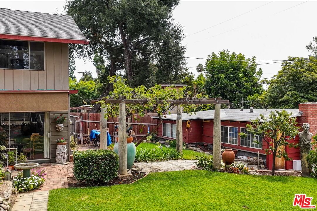 Mar Vista photo 5