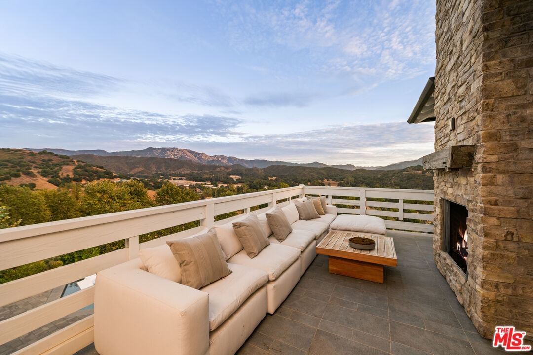 Mulholland photo 16