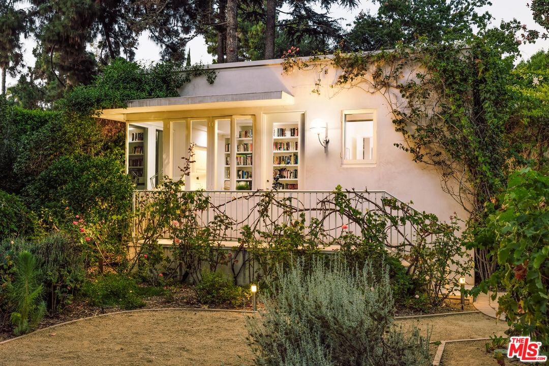Bel Air photo 18