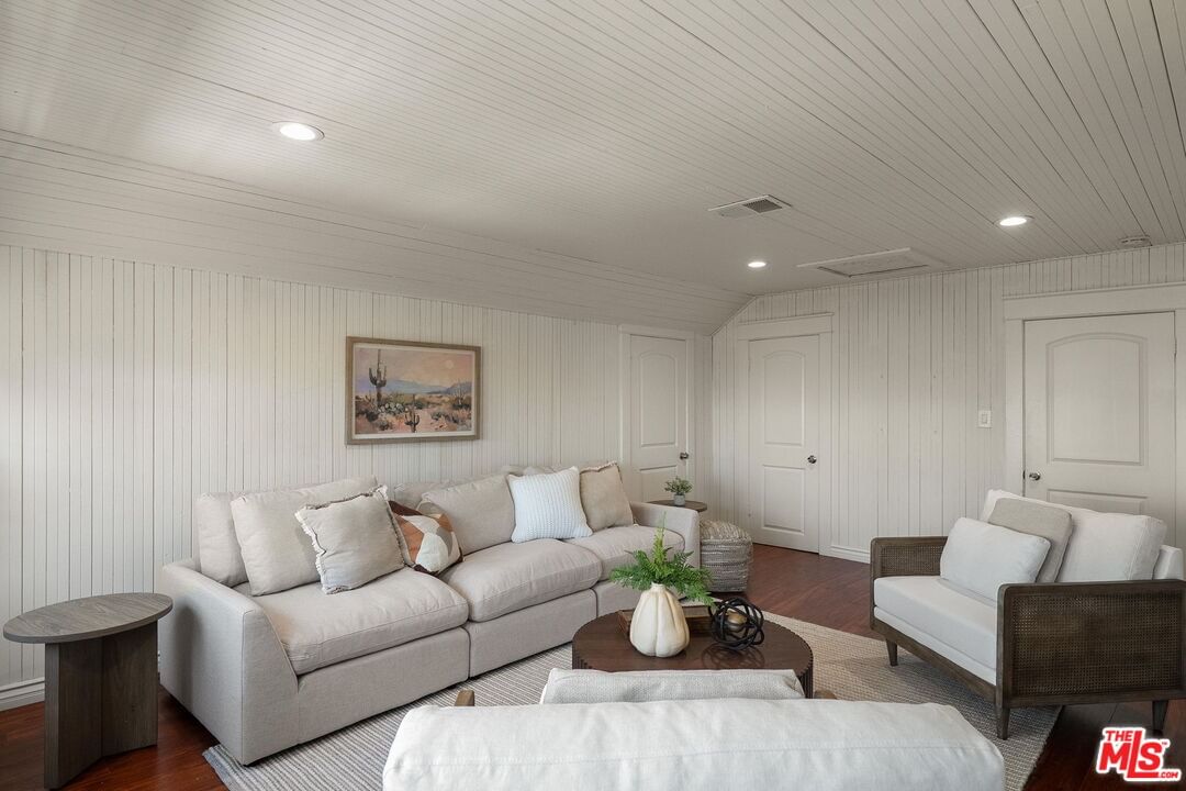 Ardmore photo 26