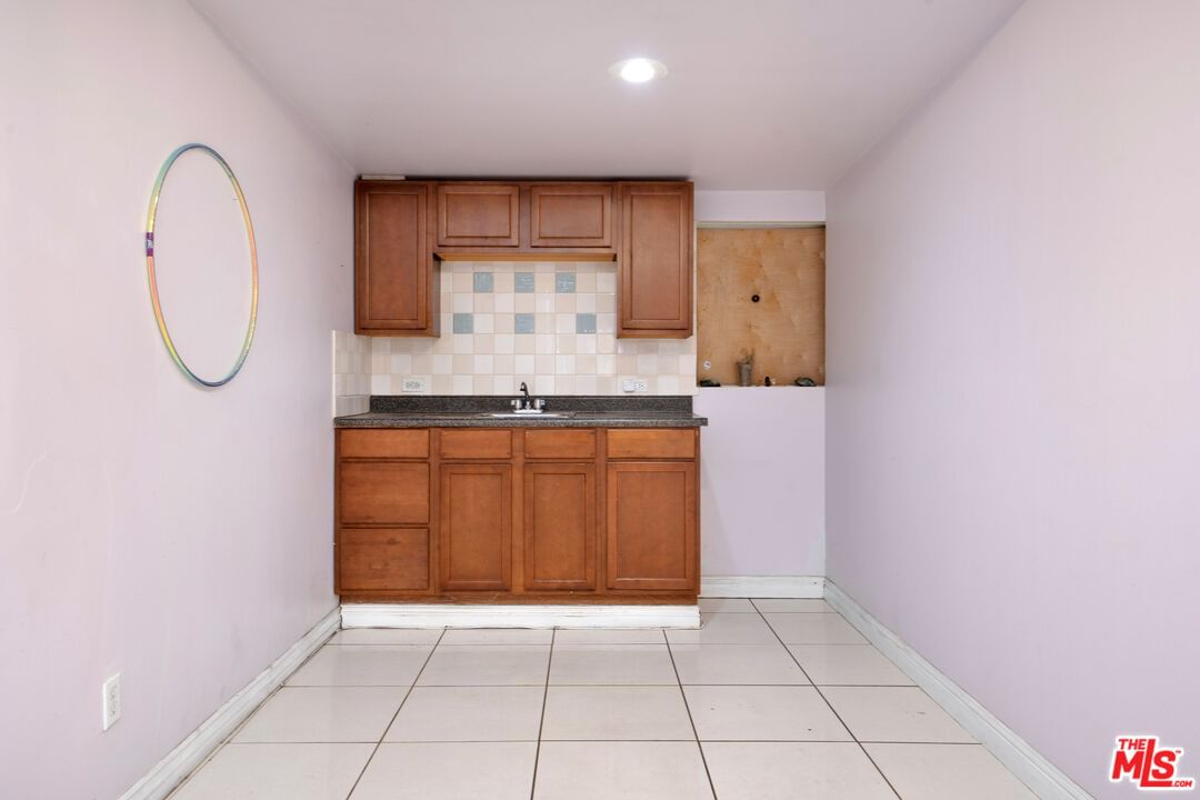 Gresham photo 17