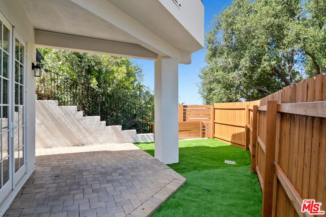 Valley View photo 21