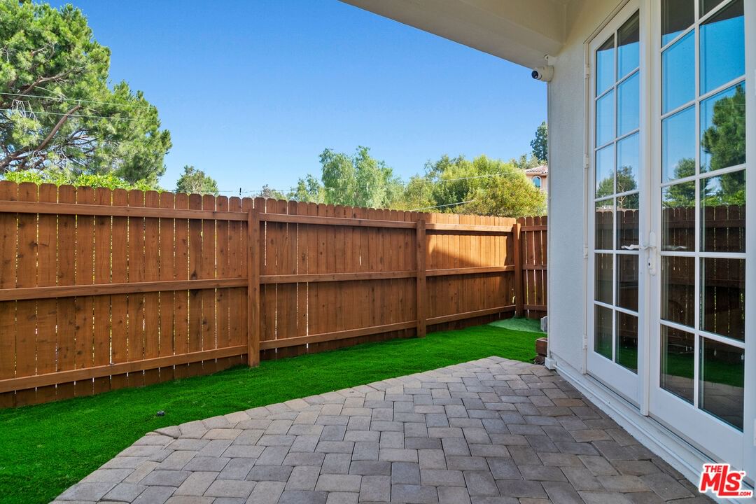 Valley View photo 22