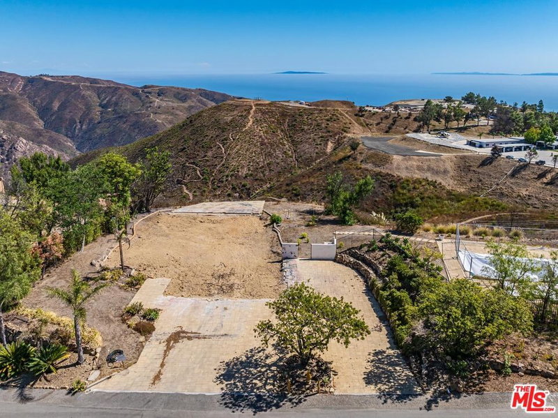 23224 Paloma Blanca Dr