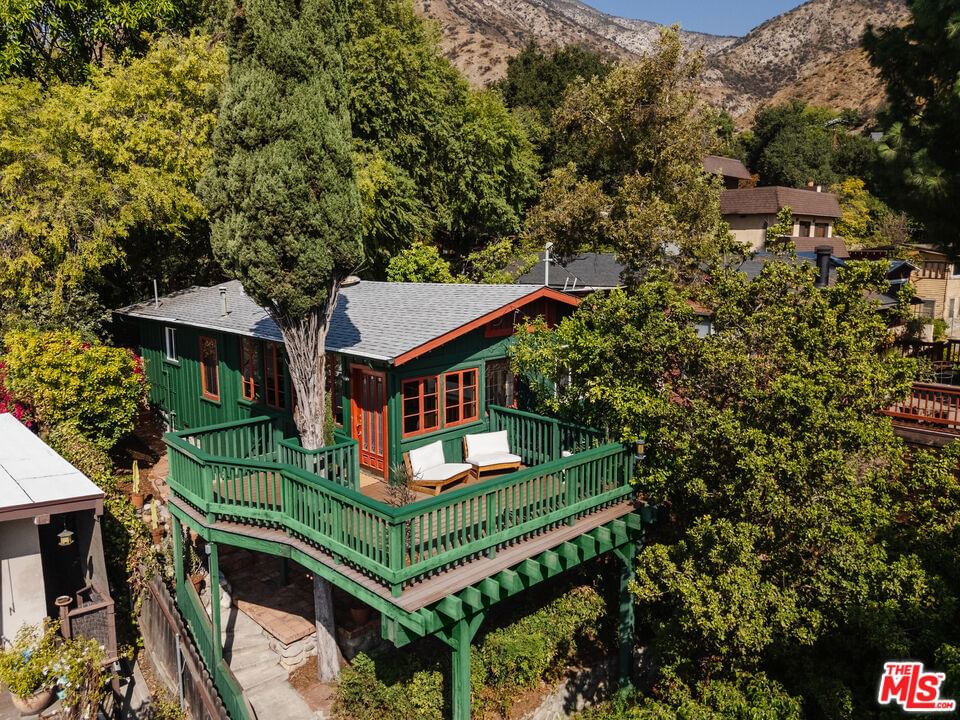 221 Vista Circle Dr