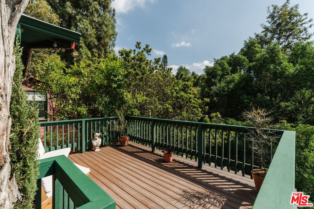 Vista Circle photo 31