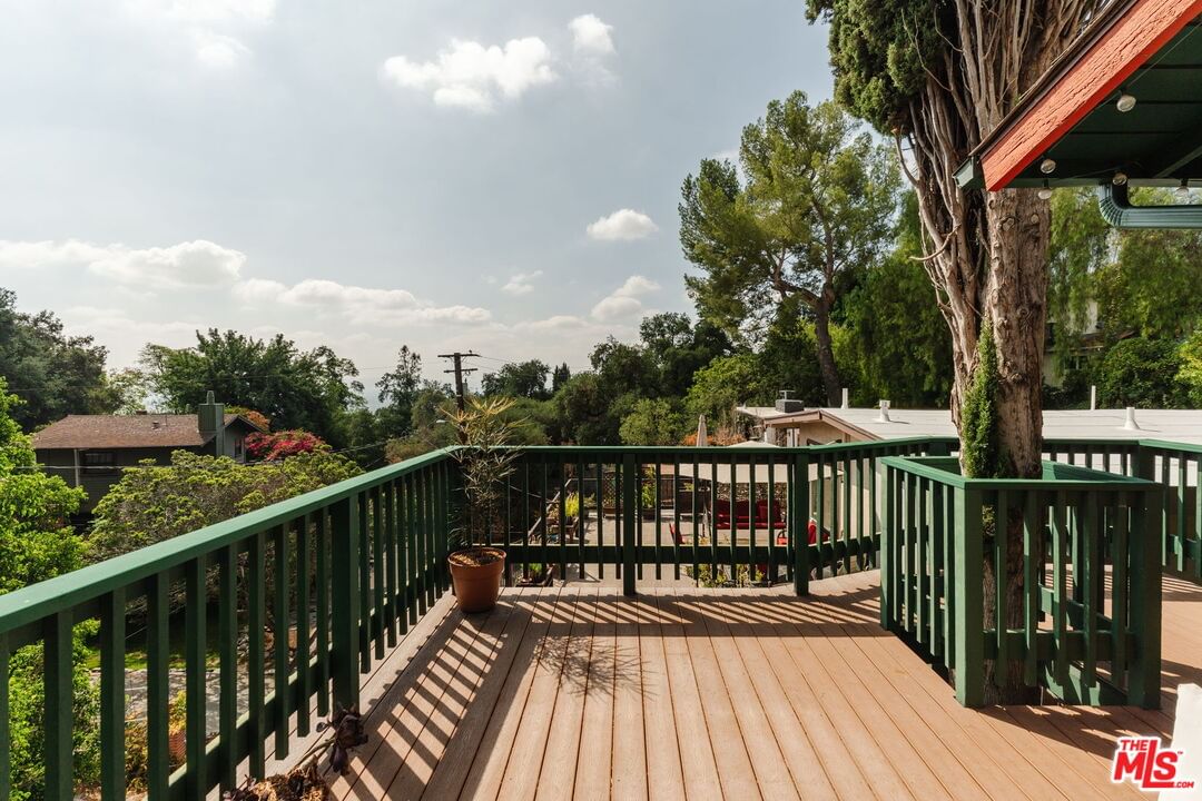 Vista Circle photo 32