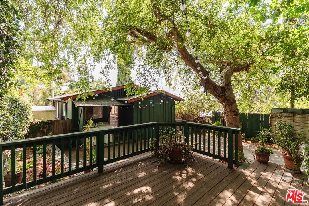 Vista Circle photo 34