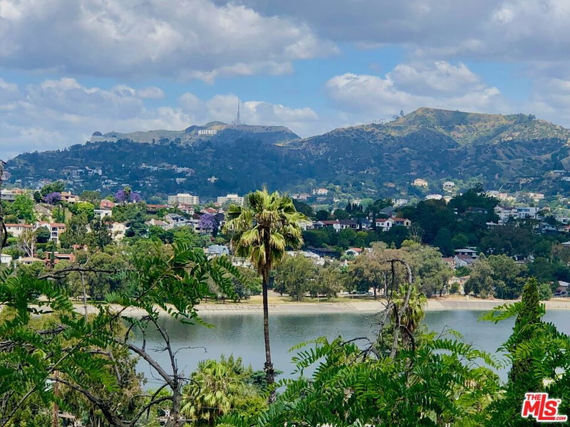 2380 Loma Vista Pl