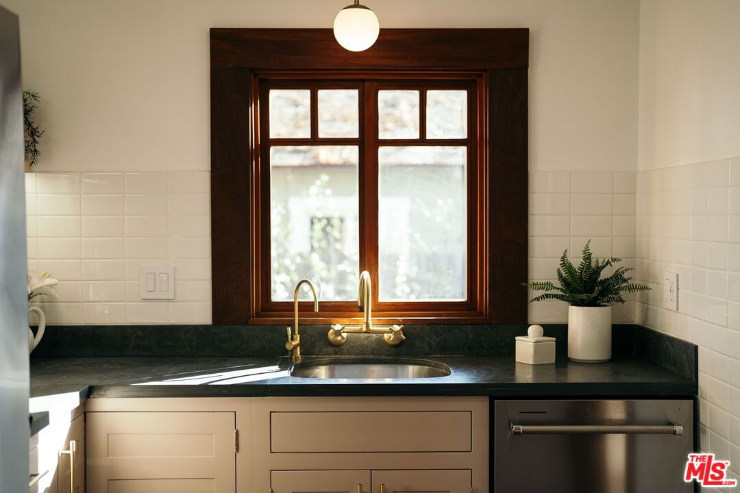 Lovila photo 9
