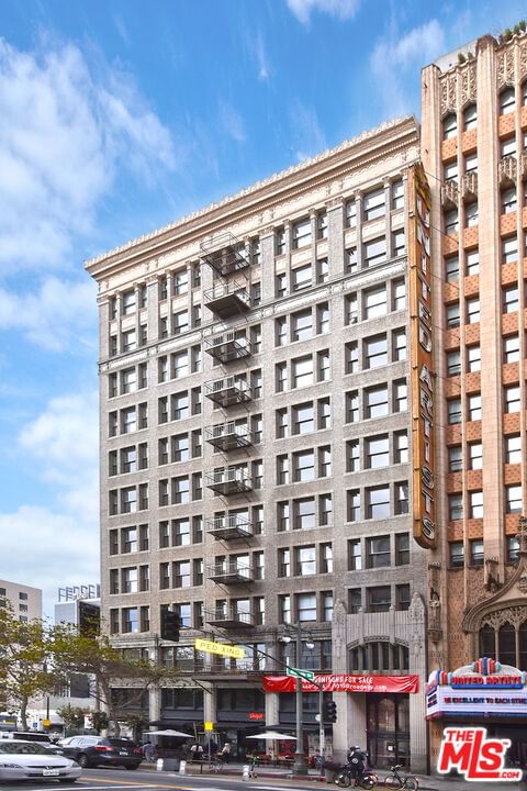 Broadway photo 18